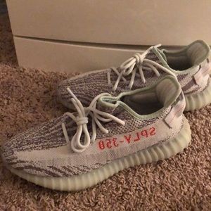 Blue tint yeezy 350 boost V2